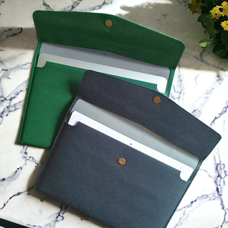 Porte-Livre d'Étude en Cuir A4 – Protection Élégante et Organisée